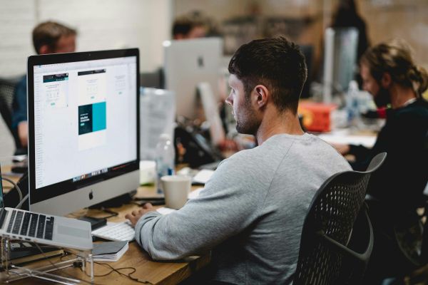 5 astuces pour sélectionner la meilleure agence web à Nice